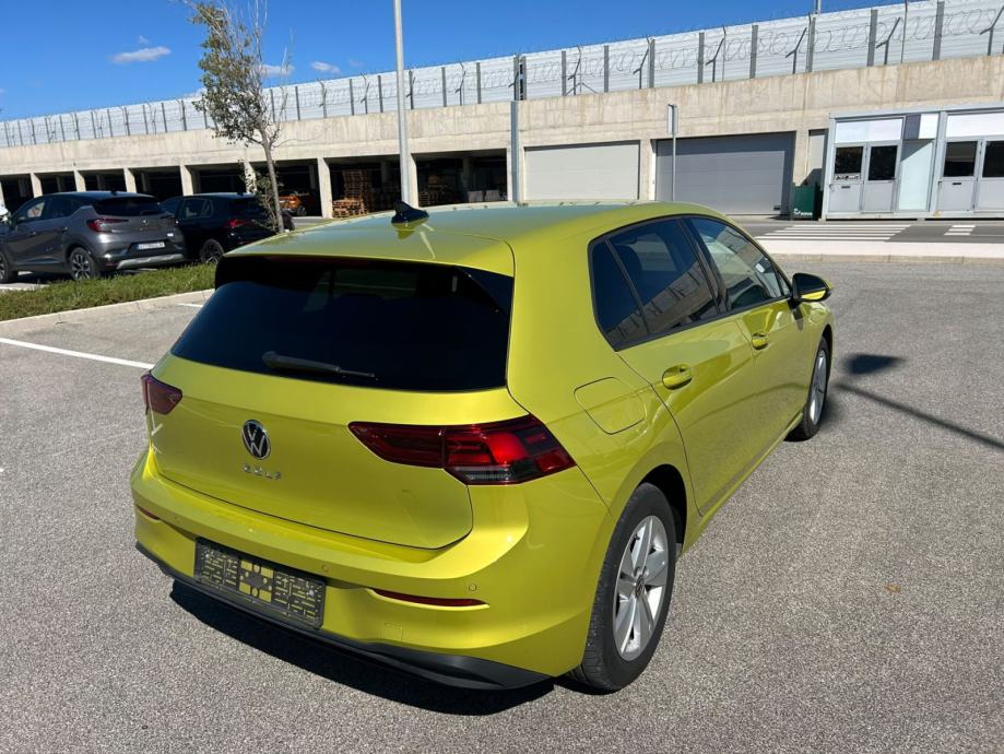 Volkswagen Golf 2,0 TDI Life *ODLIČAN*, fotografija 6