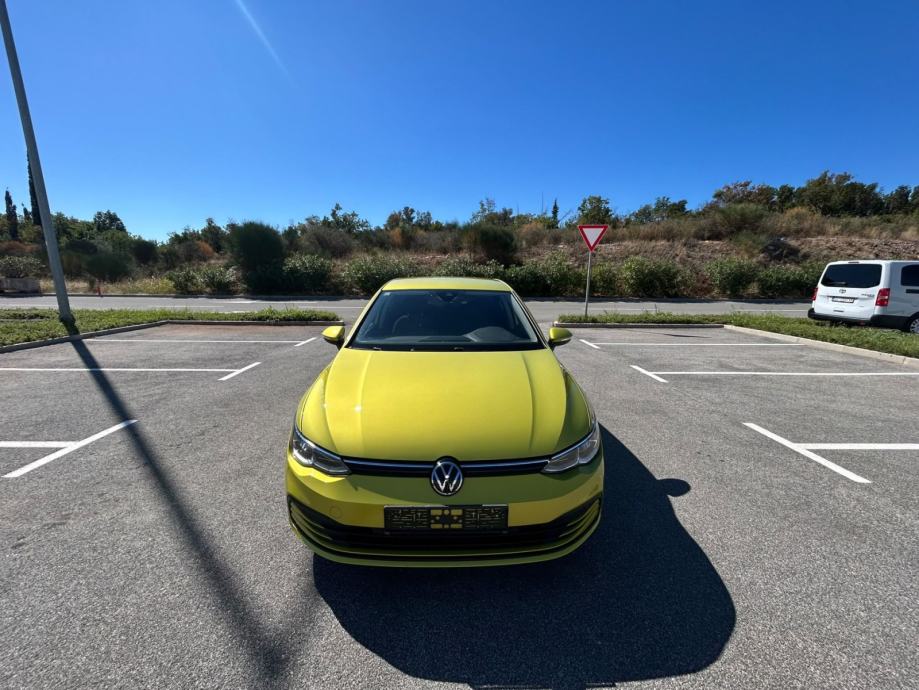 Volkswagen Golf 2,0 TDI Life *ODLIČAN*, fotografija 14