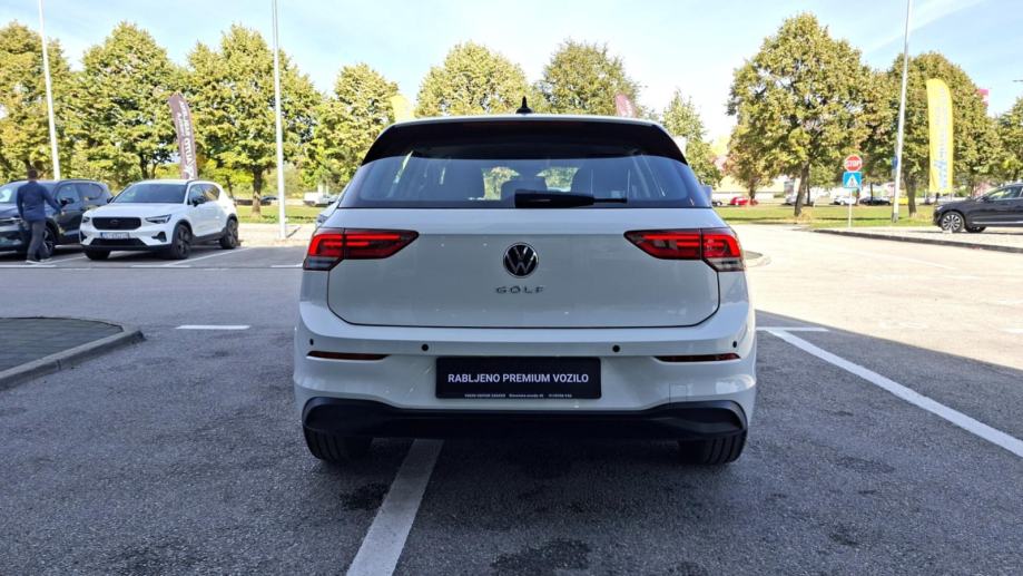 Volkswagen Golf 8 1.0 TSI, SAMO 44.215 KM, JAMSTVO, fotografija 8