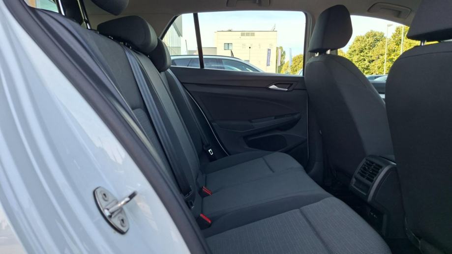 Volkswagen Golf 8 1.0 TSI, SAMO 44.215 KM, JAMSTVO, fotografija 18