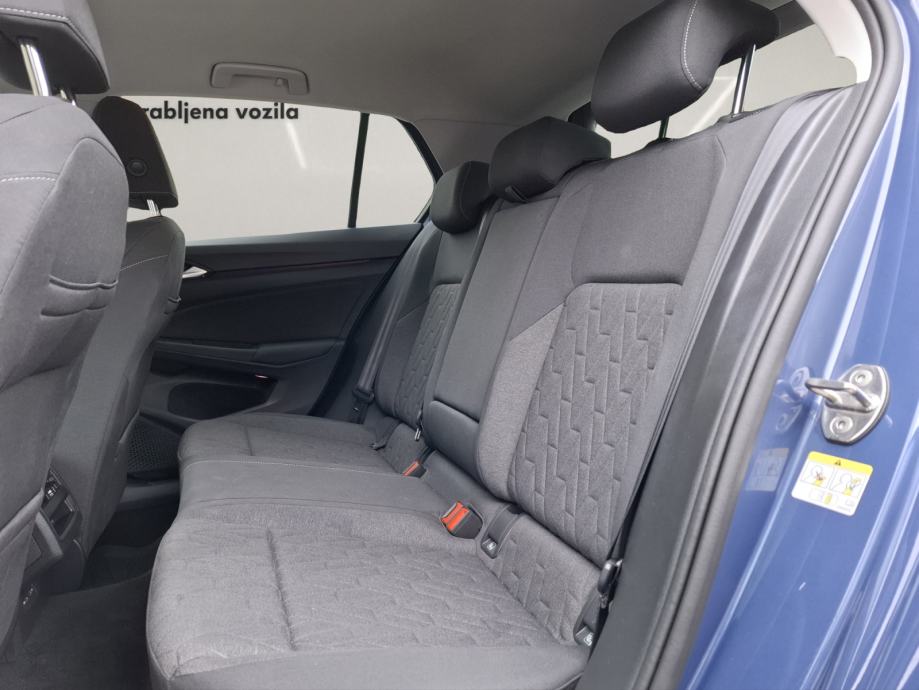 Volkswagen GOLF 8 1.5 eTSI DSG Life Plus, fotografija 12