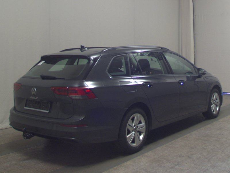 Volkswagen Golf 8 Variant 2.0 TDI Life • koža • Full LED, fotografija 4