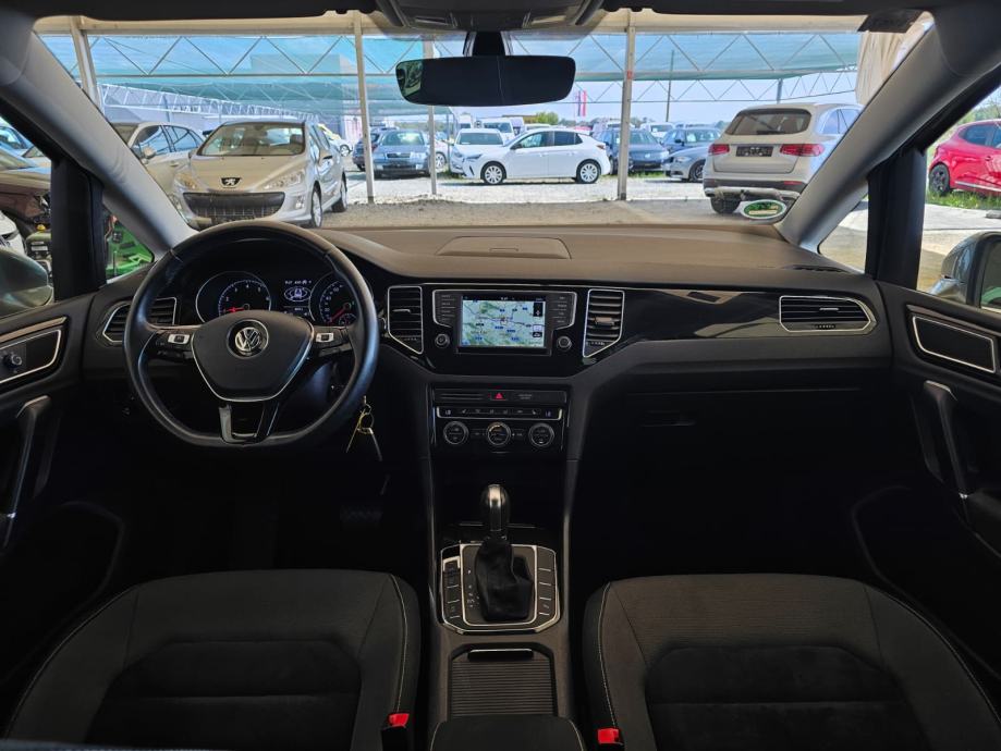 Volkswagen GOLF SPORTSVAN 1.4 TSI 52000 KM, fotografija 16