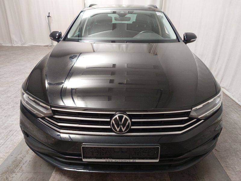 Volkswagen Passat 2.0 TDI automatik • ACC • Full LED, fotografija 9