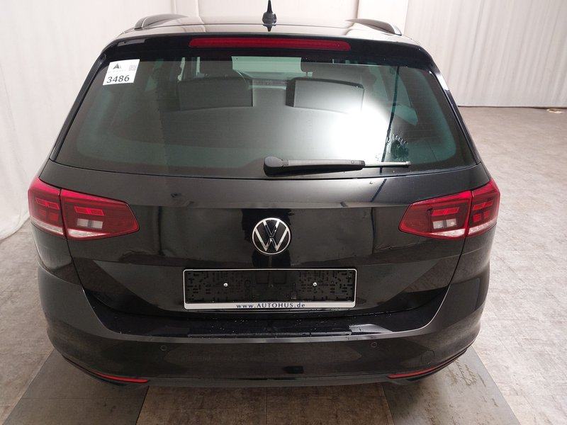 Volkswagen Passat 2.0 TDI automatik • ACC • Full LED, fotografija 14