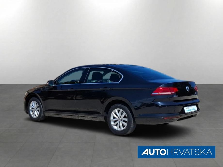 VW PASSAT 2.0 TDI DSG, 12.290,00 € - Akcija, fotografija 8
