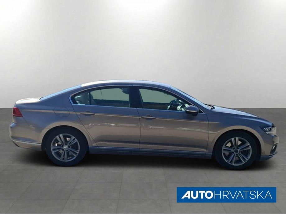 VOLKSWAGEN PASSAT 2.0 TDI ELEGANCE, 16.650,00 €, fotografija 5