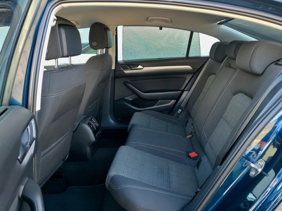 Volkswagen Passat 2.0TDI Business DSG LED•ACC•LANE•KAMER•NAVI•PDC360, fotografija 7