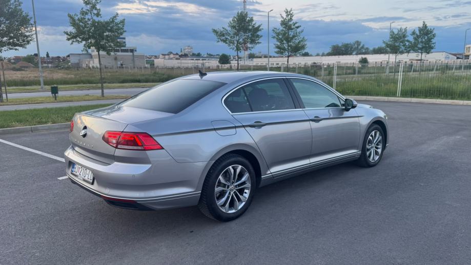 Volkswagen Passat 2.0Tdi , Business , SAMO 73,000km, fotografija 7
