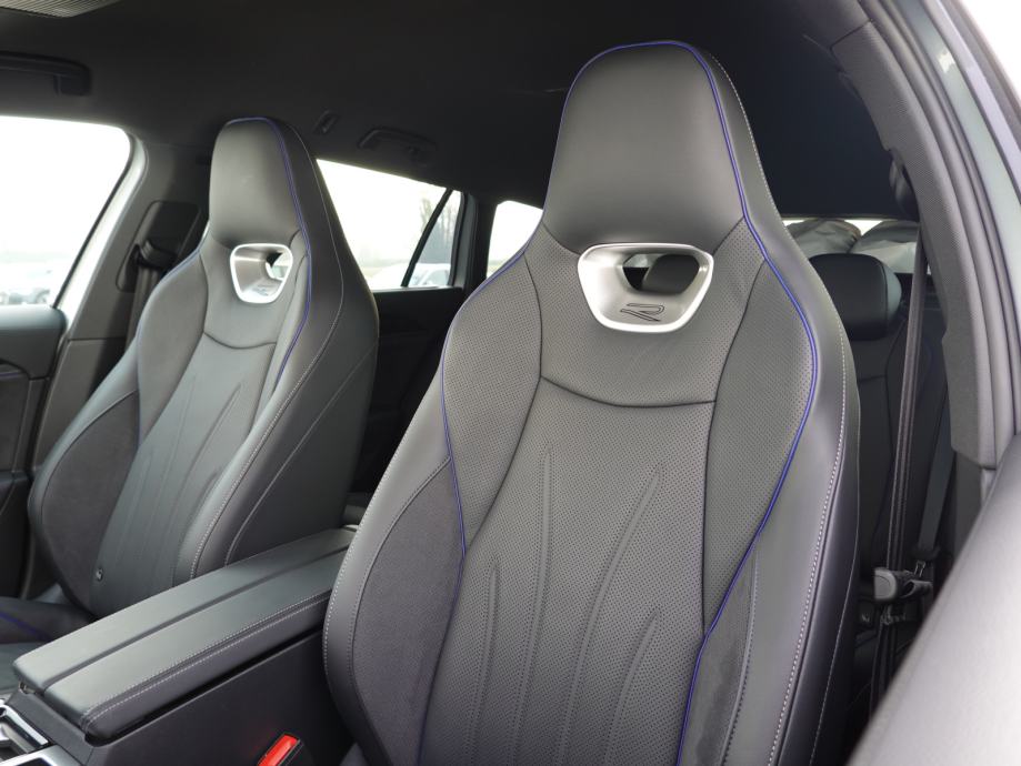 Volkswagen Passat Variant 2.0 TDI 4M R-Line DSG+MATRIX+DCC+360+WEBASTO, fotografija 9
