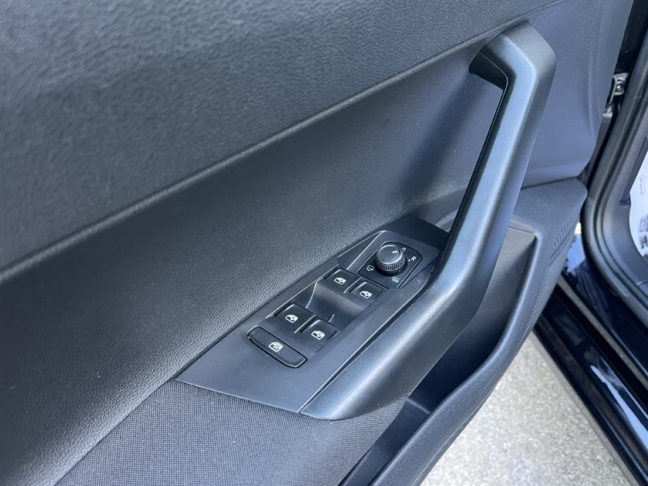 VOLKSWAGEN POLO 1,0 *LEASING BEZ UČEŠĆA!, fotografija 15