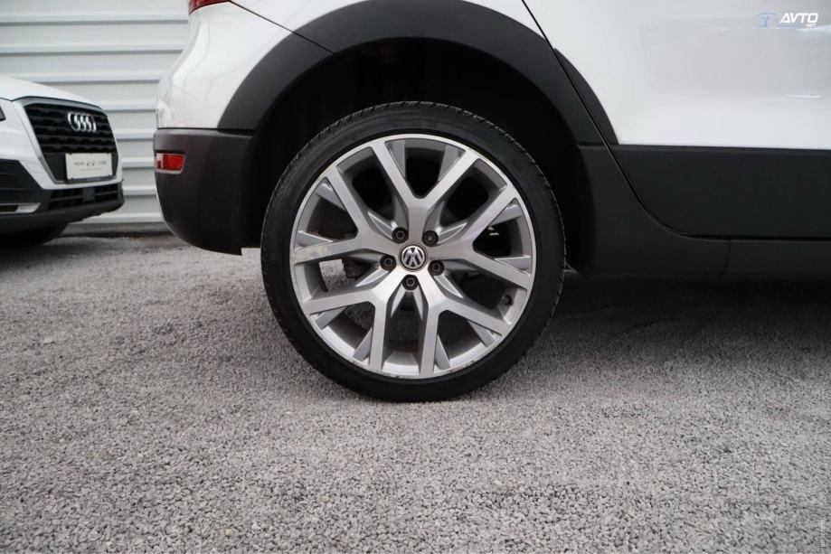 Volkswagen Polo CROSS - 1.2 TSI - 1. VLASNIK - POVIŠEN - KAO NOV, fotografija 7