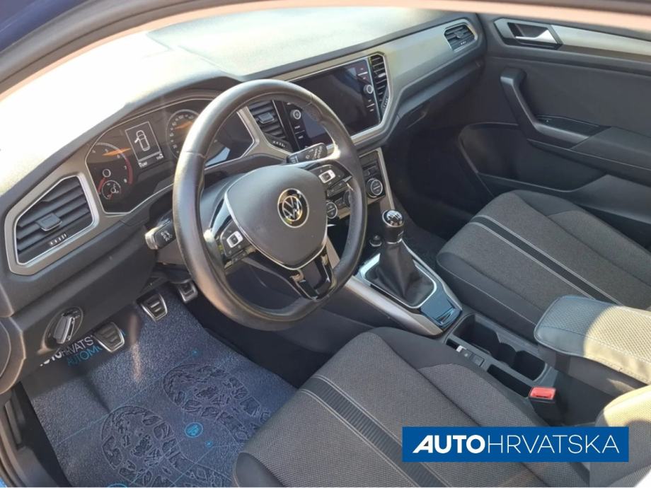 VOLKSWAGEN T-ROC 1.0 TSI DESIGN, 18.990,00 €, fotografija 11