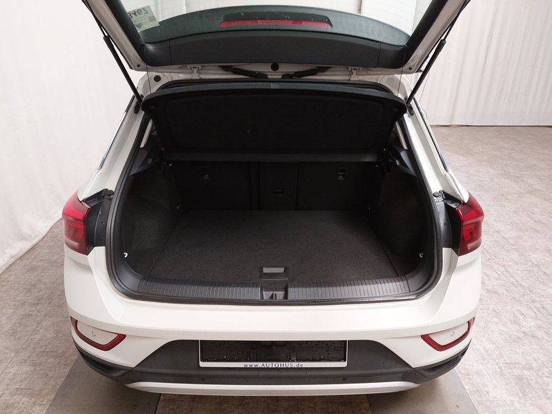 Volkswagen T-Roc 1.0 TSI Life • ACC • Full LED, fotografija 15