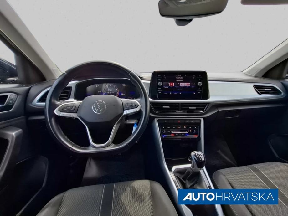 VOLKSWAGEN T-ROC 1.0 TSI LIFE - TVORNIČKO JAMSTVO, 20.990,00 €, fotografija 17