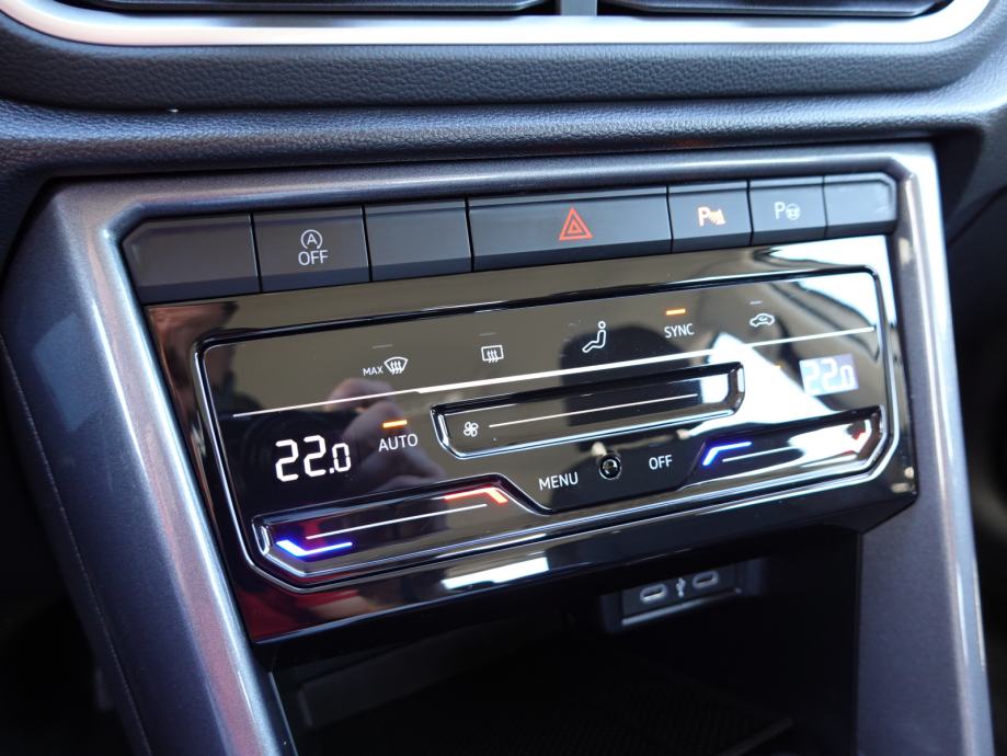 Volkswagen T-Roc 1.5 TSI BMT Style+LED+ACC+KAMERA+SLO.PODRIJETLO, fotografija 13
