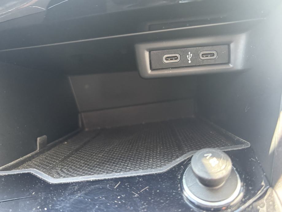 VOLKSWAGEN T-ROC STYLE 2,0 TDI *LEASING BEZ UČEŠĆA!, fotografija 15