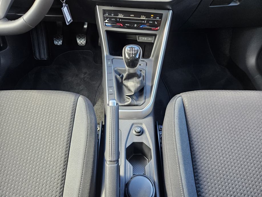 Volkswagen TAIGO 1.0 TSI 4Life AKCIJA !!!, fotografija 19