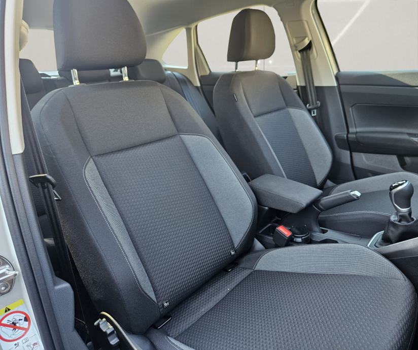 Volkswagen TAIGO 1.0 TSI DSG Life Plus, fotografija 13