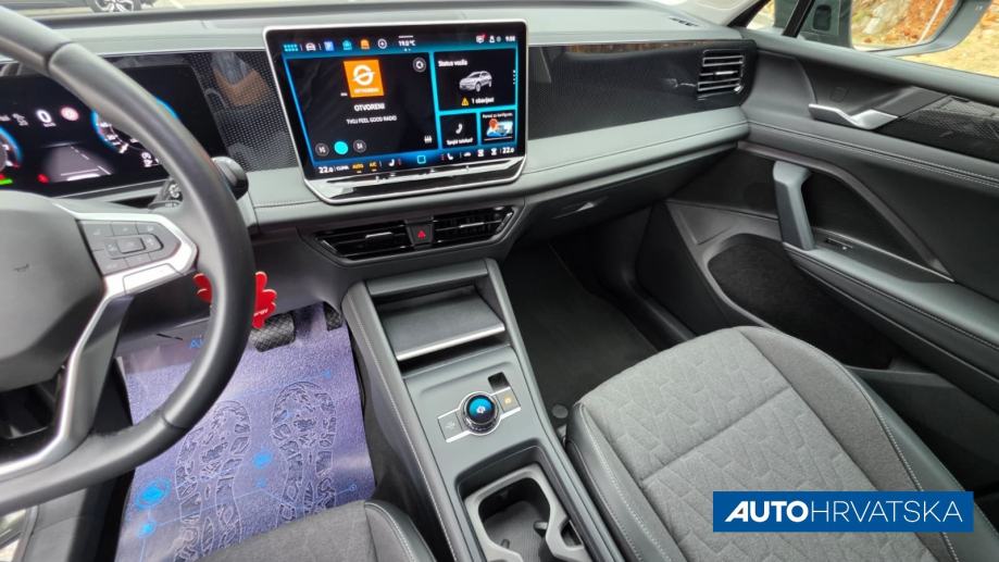 VOLKSWAGEN TIGUAN 1.5 TSI LIFE PLUS - TVORNIČKO JAMSTVO, 32.900,00 €, fotografija 16