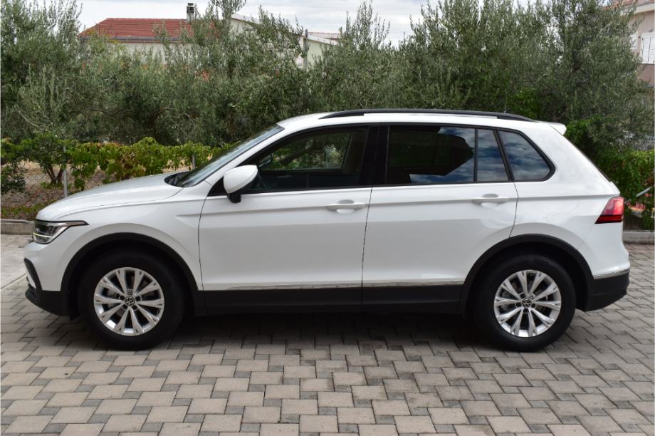 VW Tiguan 2.0 TDI Automatik DSG Kamera,Lane,AppleCar,Amblight-Facelift, fotografija 4