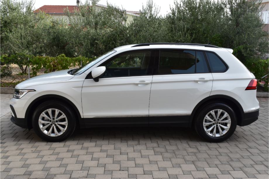 VW Tiguan 2.0 TDI Automatik DSG Kamera,Lane,AppleCar,Amblight-Facelift, fotografija 4