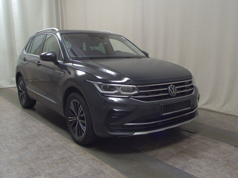 Volkswagen Tiguan 2.0 TDI automatik Elegance • ACC • električna peta v, fotografija 3