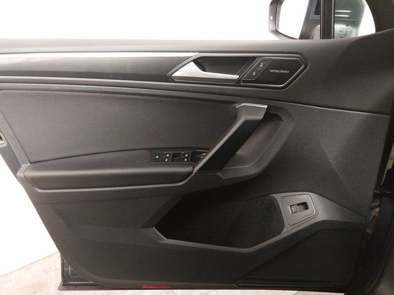 Volkswagen Tiguan 2.0 TDI automatik Elegance • ACC • električna peta v, fotografija 5