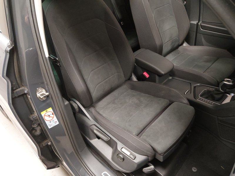 Volkswagen Tiguan 2.0 TDI automatik Elegance • ACC • električna peta v, fotografija 10