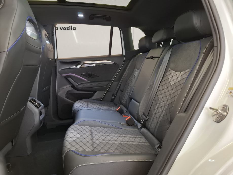 Volkswagen TIGUAN 2.0 TDI DSG R-Line Plus, fotografija 12