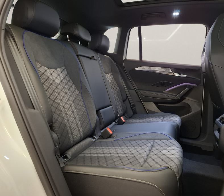 Volkswagen TIGUAN 2.0 TDI DSG R-Line Plus, fotografija 13