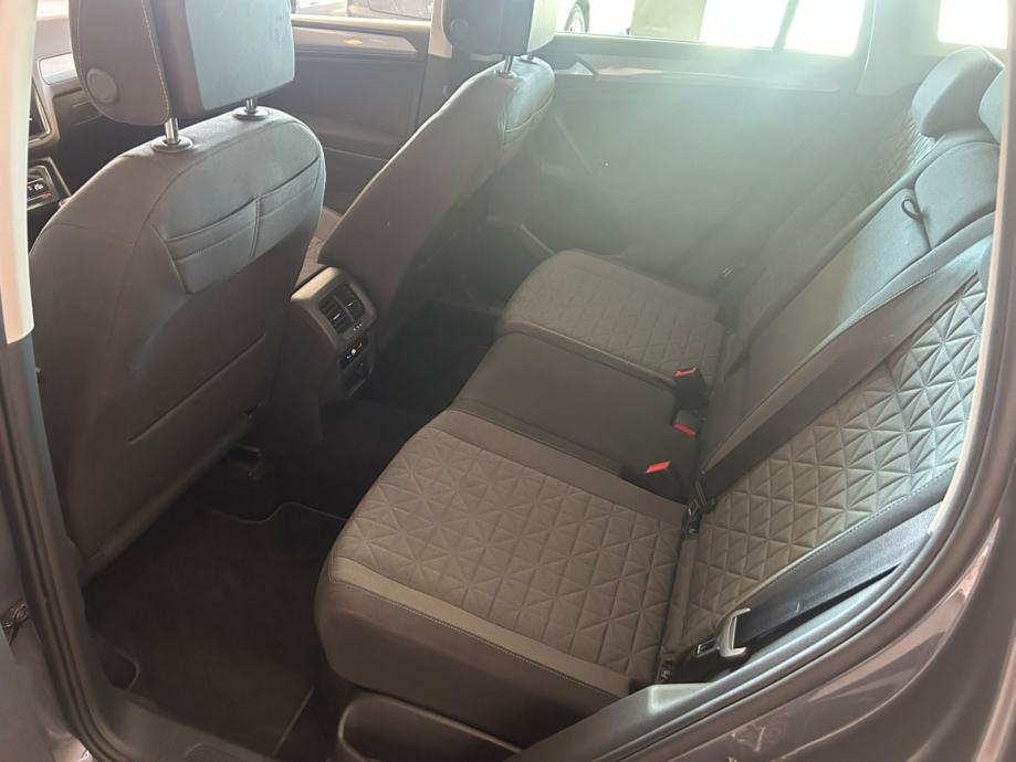 Volkswagen Tiguan 2.0 TDI Life | LED | TEMPOMAT | LANE ASSIST |, fotografija 12