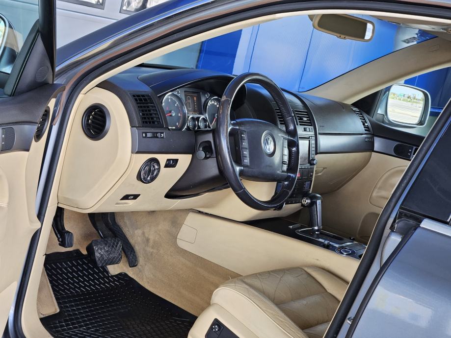 VOLKSWAGEN TOUAREG 3.0 V6 TDI-AUTOMATIK-ŠIBER-270 000KM-REG 3/2027 **6, fotografija 8