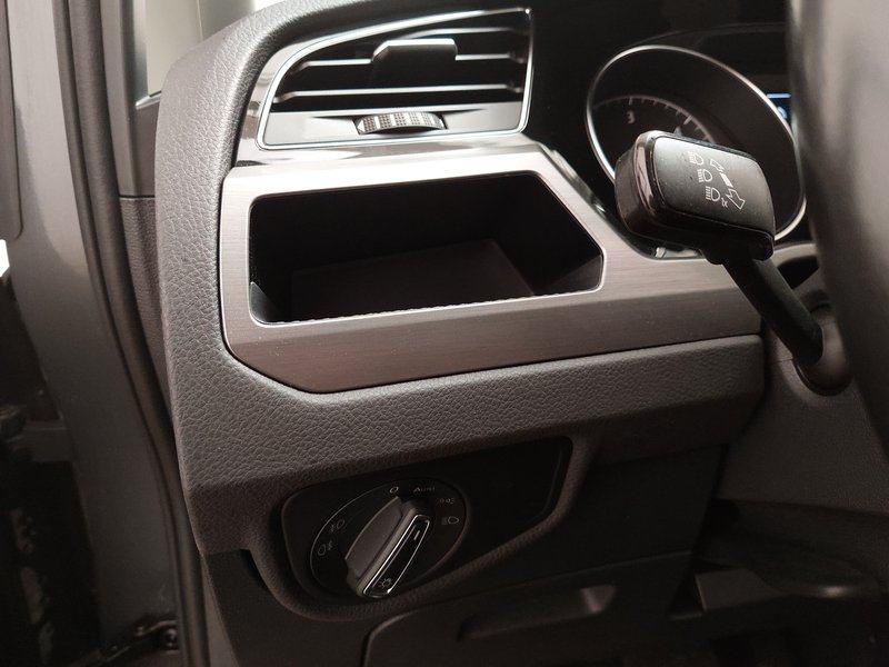 Volkswagen Touran 2.0 TDI Comfortline automatik • ACC • Full LED, fotografija 7