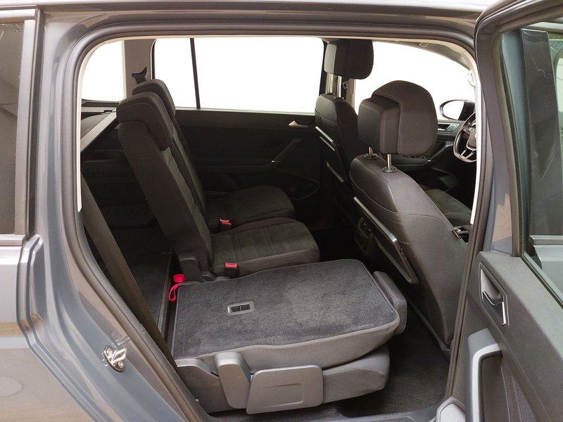 Volkswagen Touran 2.0 TDI Comfortline automatik • ACC • Full LED, fotografija 11