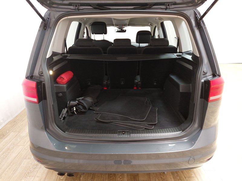 Volkswagen Touran 2.0 TDI Comfortline automatik • ACC • Full LED, fotografija 17