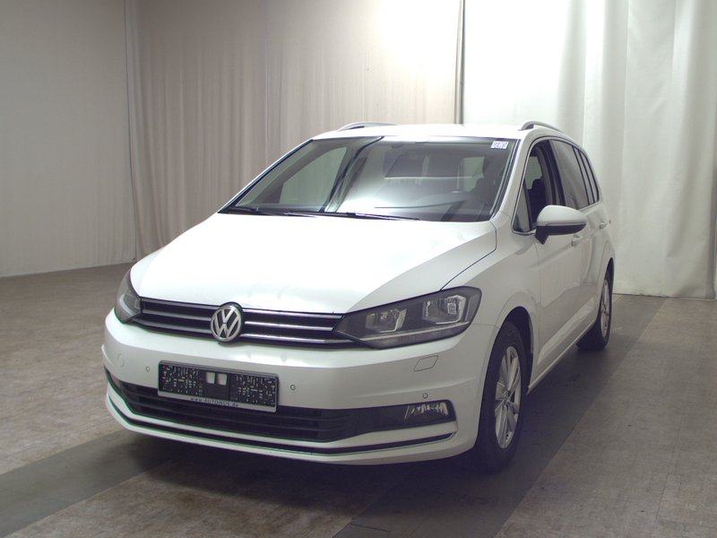 Volkswagen Touran 2.0 TDI Highline automatik • ACC • navigacija, fotografija 2