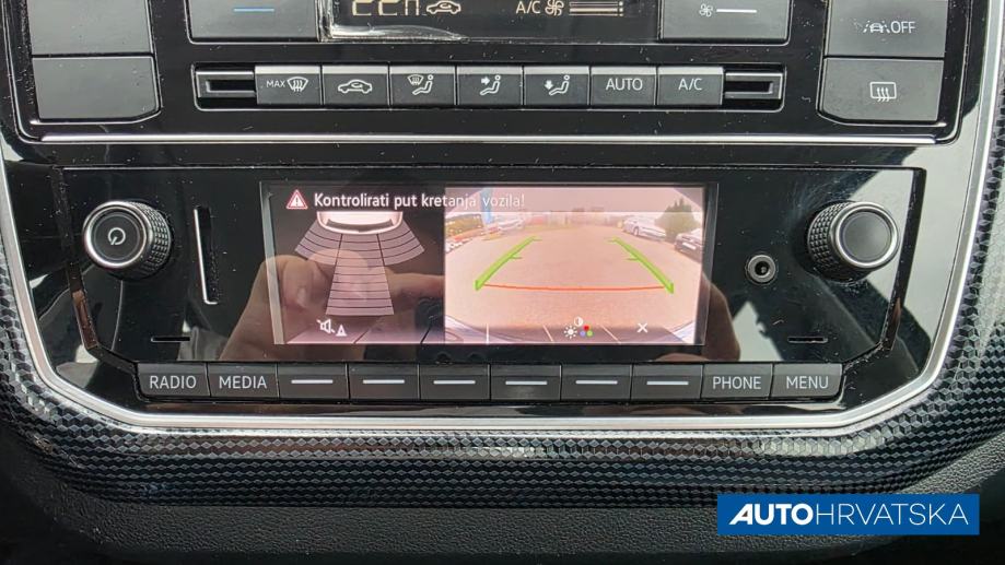 VOLKSWAGEN UP! 1.0 MOVEUP!, 10.490,00 €, fotografija 18