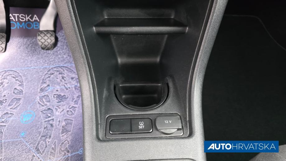 VOLKSWAGEN UP! 1.0 MOVEUP!, 10.490,00 €, fotografija 19