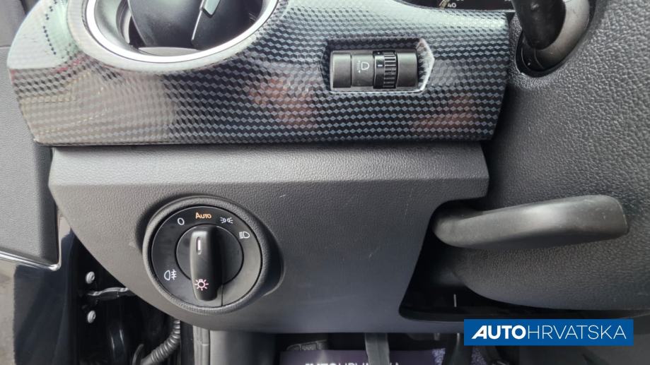 VOLKSWAGEN UP! 1.0 MOVEUP! - Jamstvo 15 mjeseci, 10.490,00 €, fotografija 11
