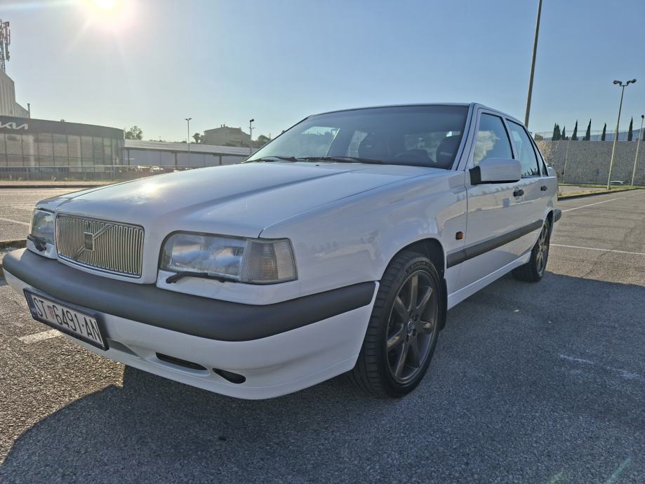 Volvo 850