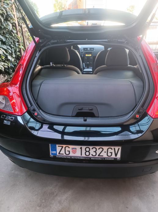 Volvo C30 1,6 D, fotografija 7