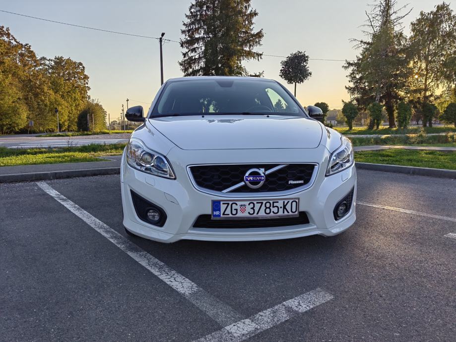 Volvo C30 1.6 D2 R-Design, fotografija 2