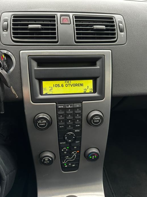 Volvo S40 1,8*Hr.Auto*Klima*Uščuvan*Odlično stanje*, fotografija 13