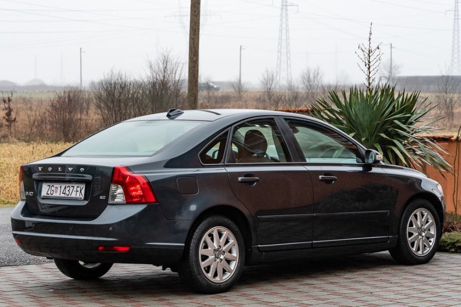 S40 2.0i MOMENTUM, LPG PLIN, mod.2009g ,reg.do 12/2026. Kupljen u HR., fotografija 5