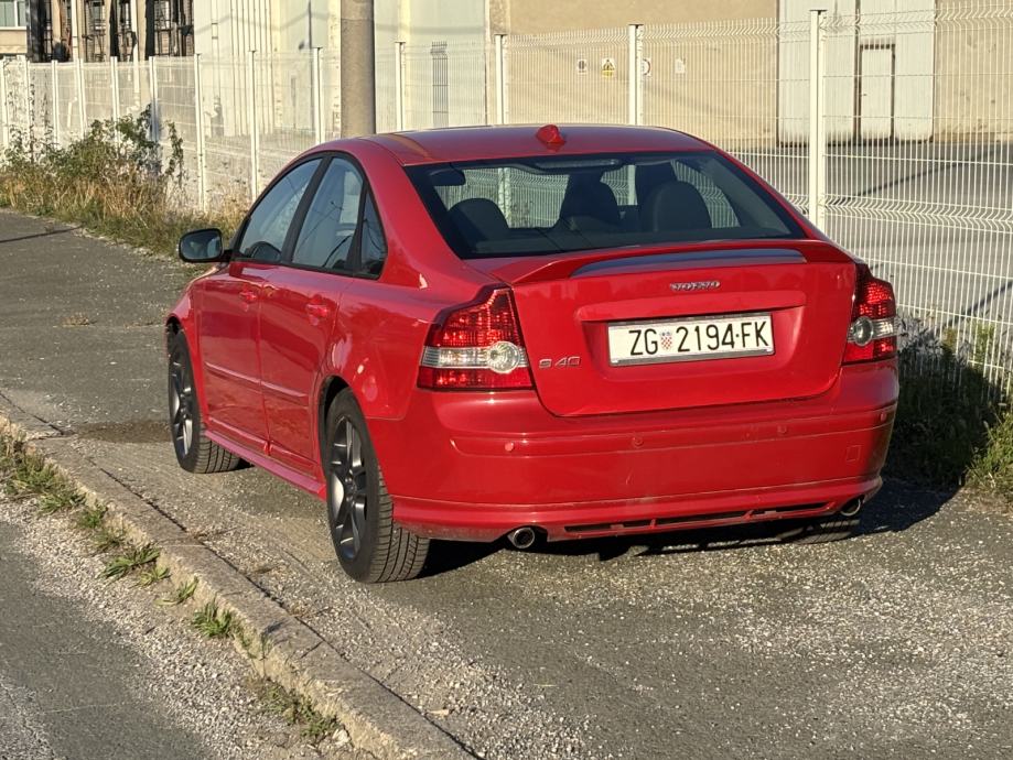 Volvo S40 D5 automatik, fotografija 4