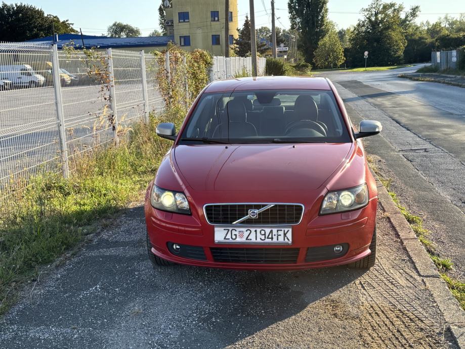 Volvo S40 D5 automatik, fotografija 2