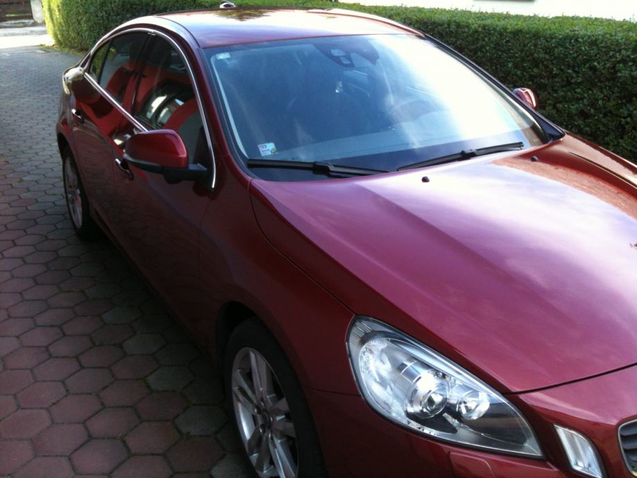 Volvo S60 1.6 DRIVe, navi, City Safety, BLISS, tempomat, 2012 god.