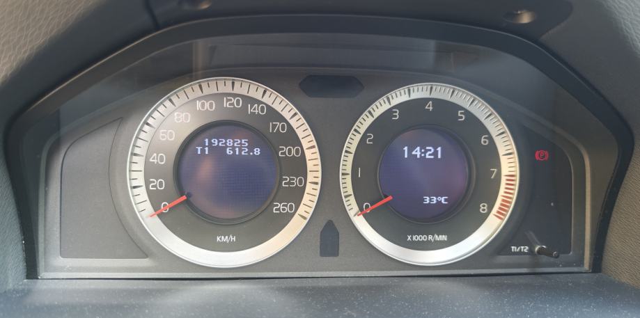 Volvo S60 2,0 T automatik, fotografija 6