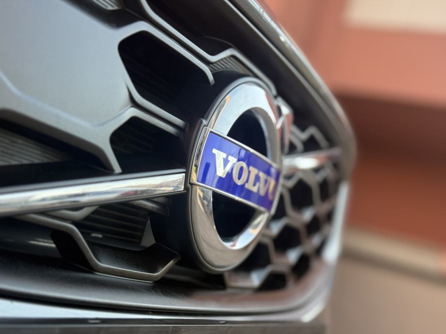 Volvo S60 Cross Country 2.4 / 4x4 AWD / NAVI / FULL OPREMA / D4 /, fotografija 11